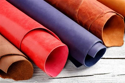 カジュアルな靴の弾力性はどのくらいですか?